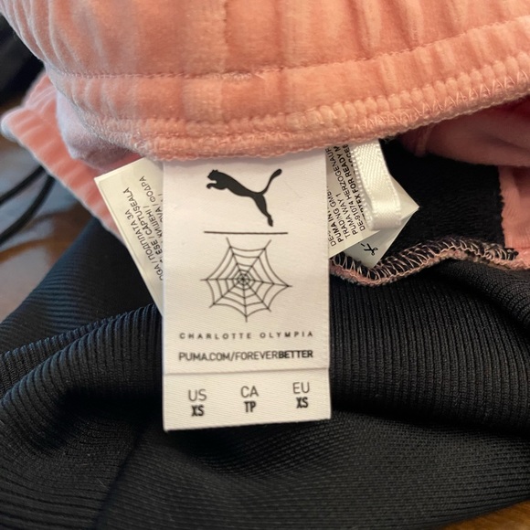 LOOKING FOR - Picture 2 of 5